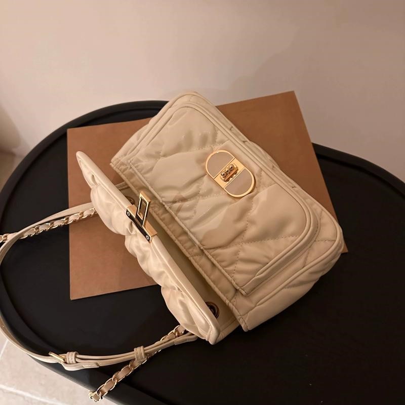 Elegant Pleated Chain Handbag  - Luxury Bags Quiet 评论和价格