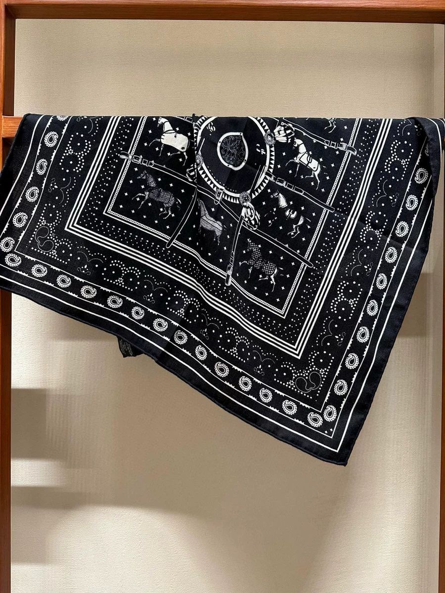 Black Soft Scarf Luxury Silk W - Luxury Bags Hong Kong 评论和价格