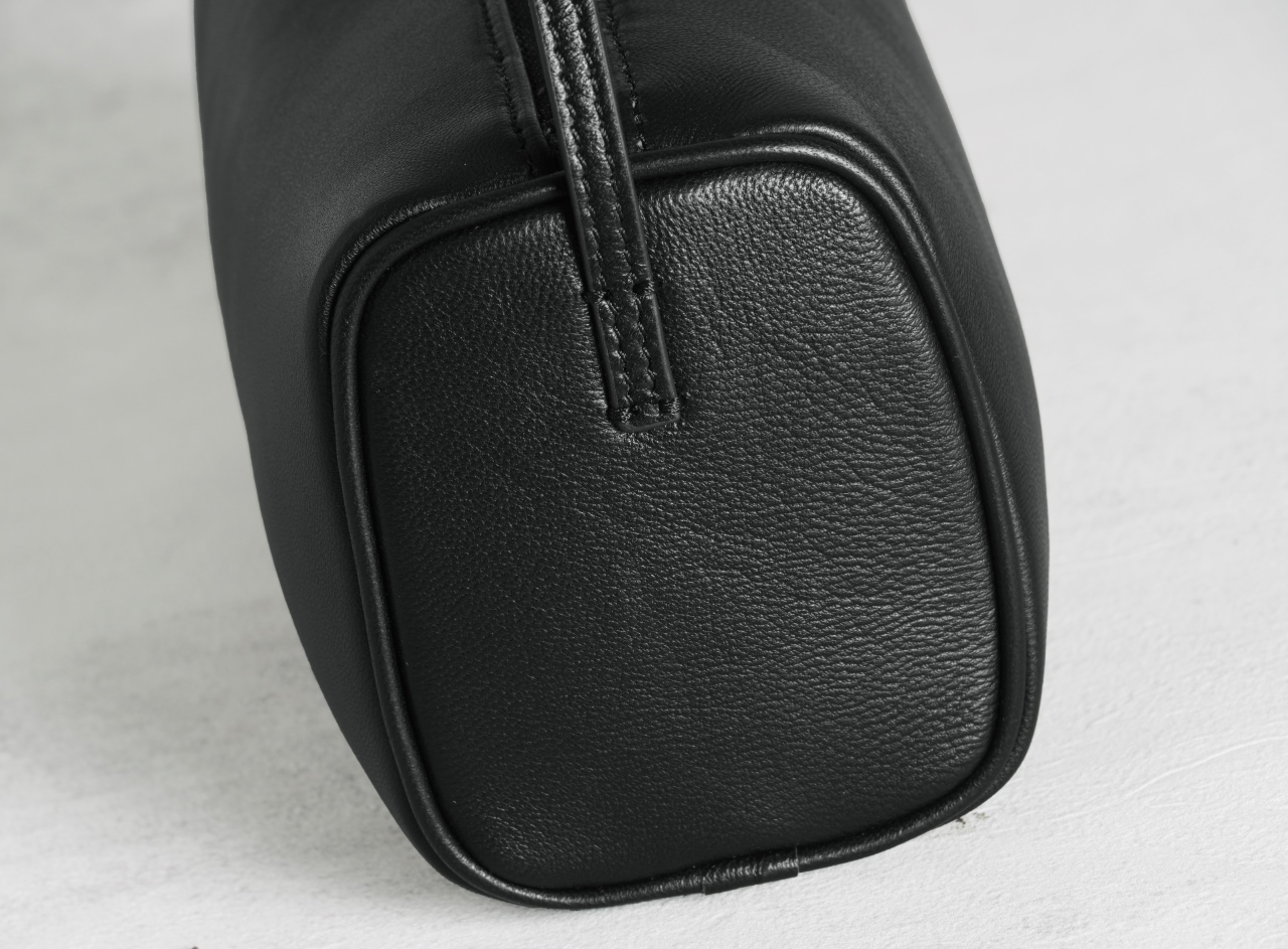Women's Minimalist East-West L - Luxury Bags Quiet 评论和价格