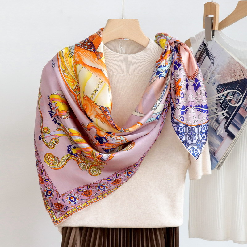 silk road Mulberry Satin Scarf - Luxury Bags Hong Kong 评论和价格